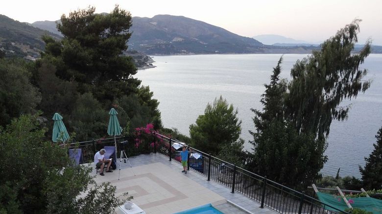 <b>Villas Cavo Marathia Pool</b>