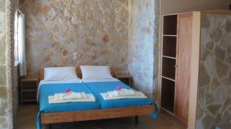 <b>Villas Cavo Marathia Suite</b>
