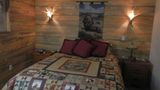 <b>Whitebird Summit Lodge Room</b>