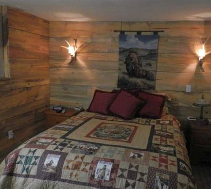 Whitebird Summit Lodge Room