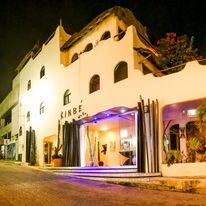 Kinbe Deluxe Boutique Hotel