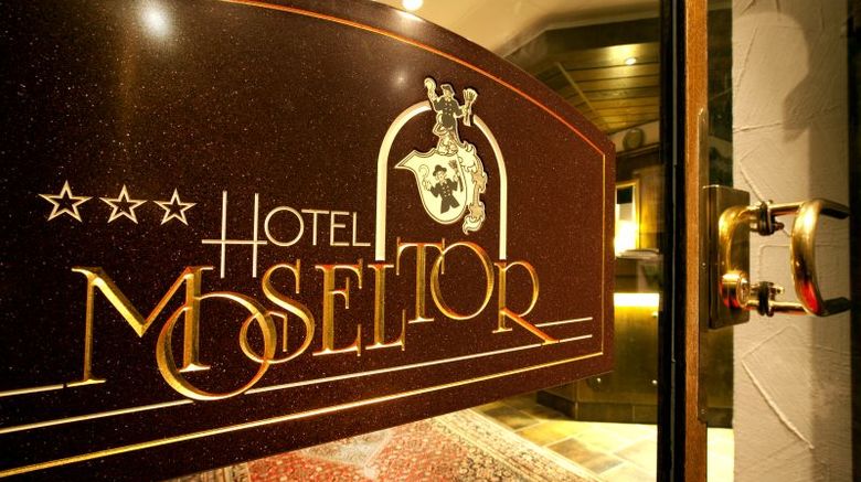 <b>Hotel Moseltor Lobby</b>