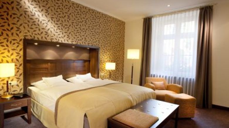 <b>Hotel Moseltor Room</b>
