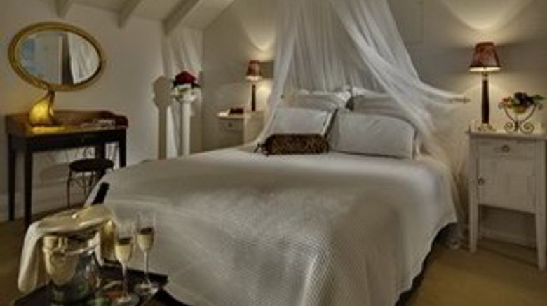 <b>The Peppertree Luxury Accommodation Spa</b> <b>The Peppertree Luxury Accommodation Spa</b>