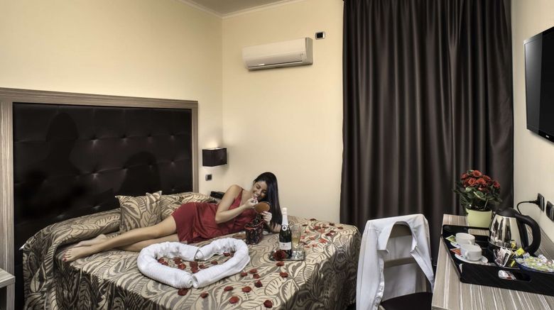 <b>Hotel Roma Sud Suite</b>