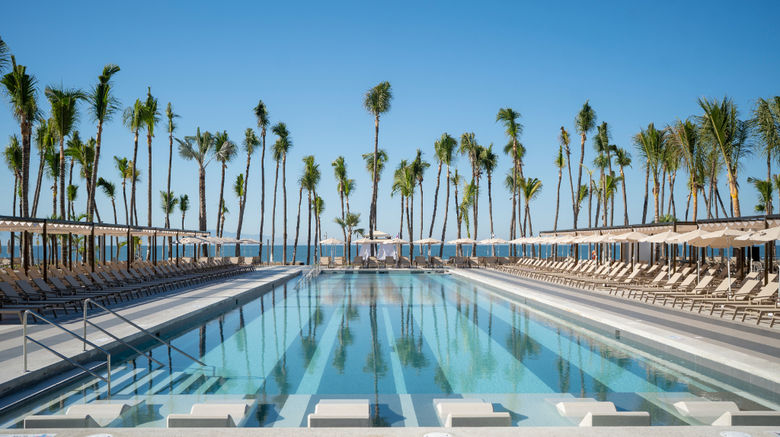 <b>Hotel Riu Jalisco Pool</b>