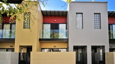 RNR Apartments, Adelaide