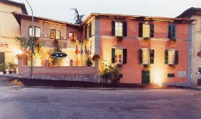 Villa Piccola Siena Exterior