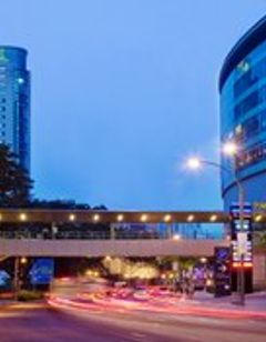 Pullman Kuala Lumpur City Centre Hotel