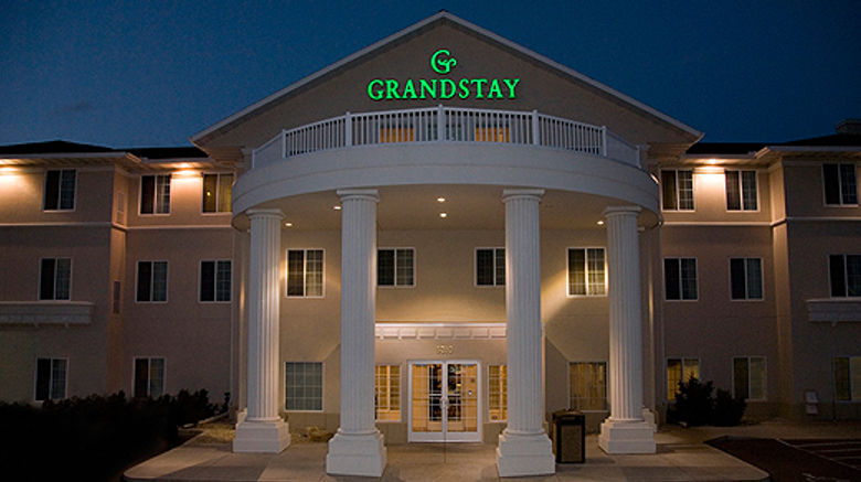 River Hills Hotel  and  Suites Exterior