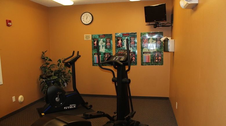 <b>River Hills Hotel & Suites Health</b>
