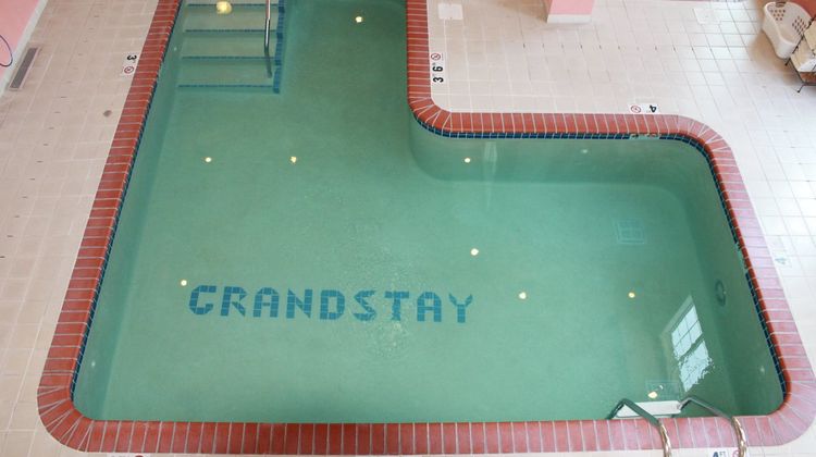 River Hills Hotel & Suites Pool