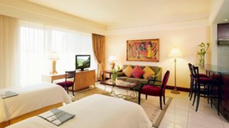 Al Sondos Suites Room