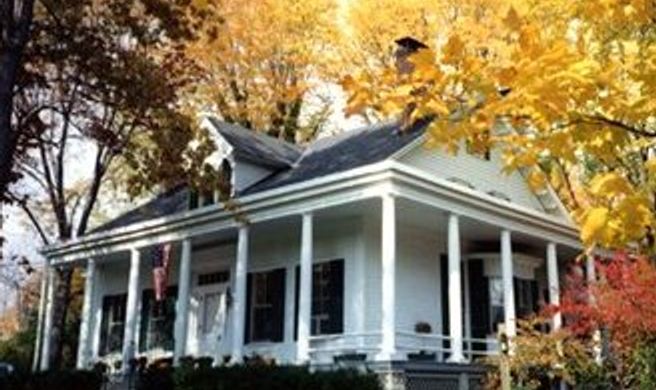 Caldwell House Bed & Breakfast Exterior