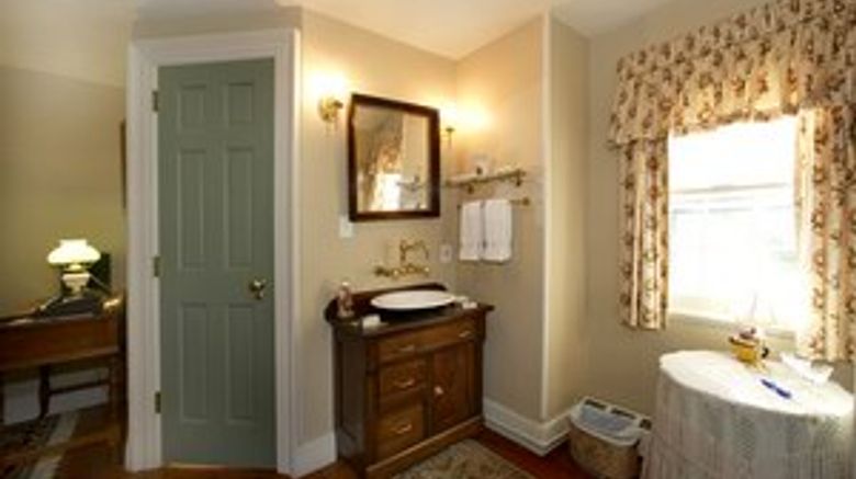 <b>Caldwell House Bed & Breakfast Room</b> <b>Caldwell House Bed & Breakfast Room</b>