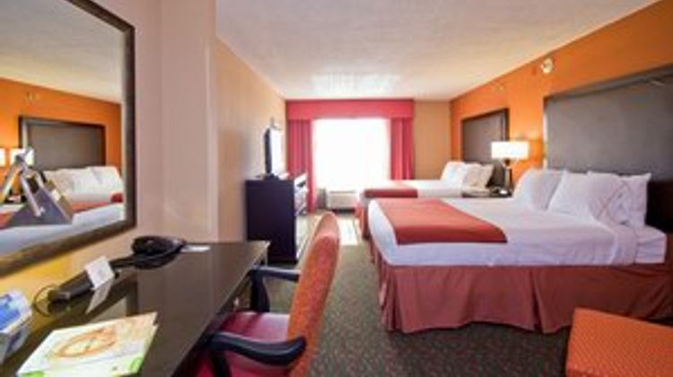 Country Inn & Suites Tyler Univ Area Room