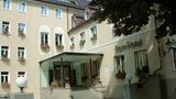 Dom Hotel Exterior