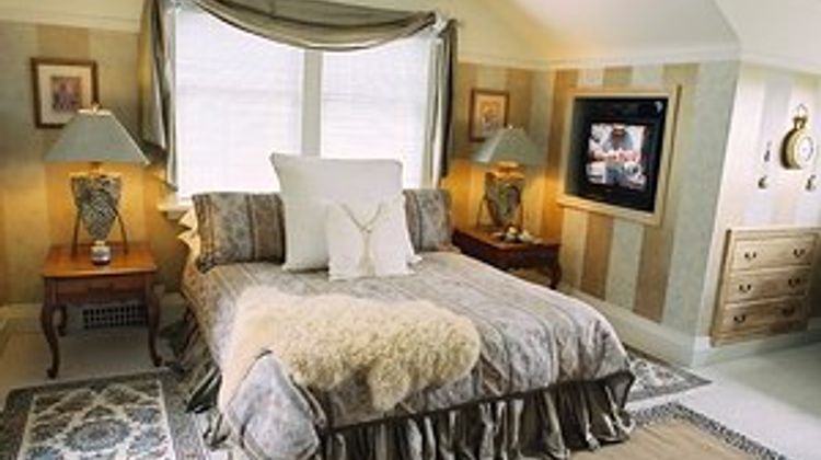 Crystals View B & B Room