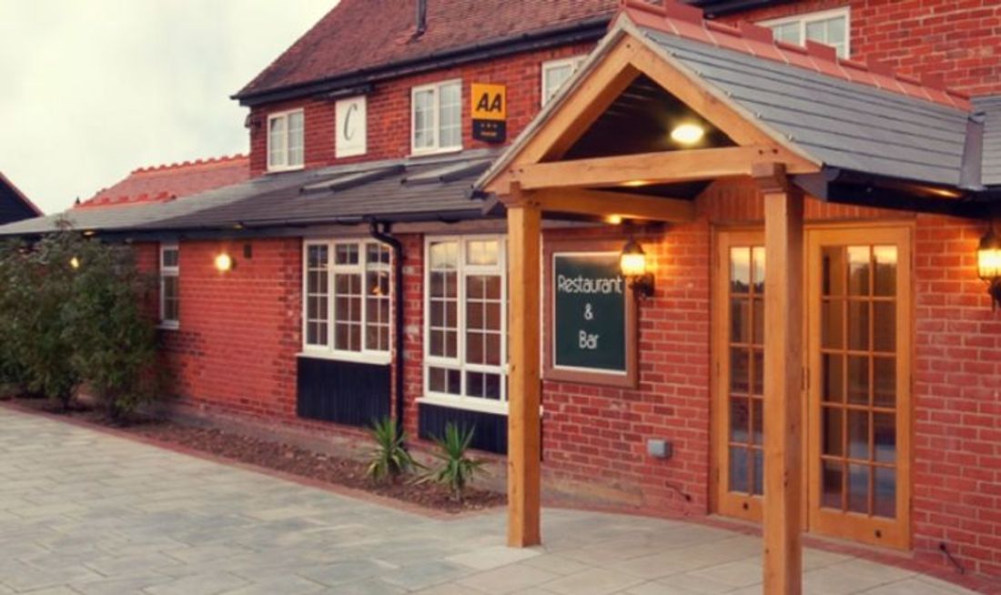 Crouchers Hotel and Restaurant Exterior