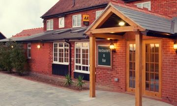 Crouchers Hotel and Restaurant