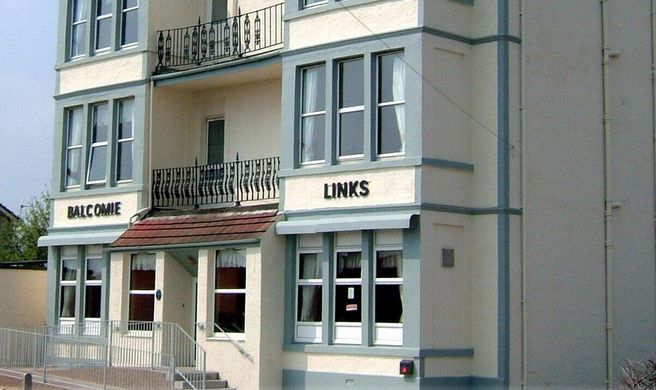 Balcomie Links Hotel Exterior