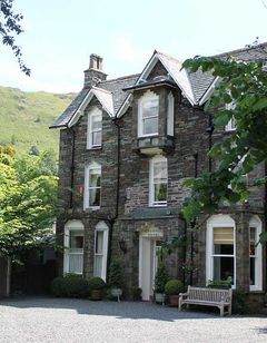 Grasmere Hotel