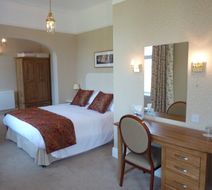 Sentry Mead Room