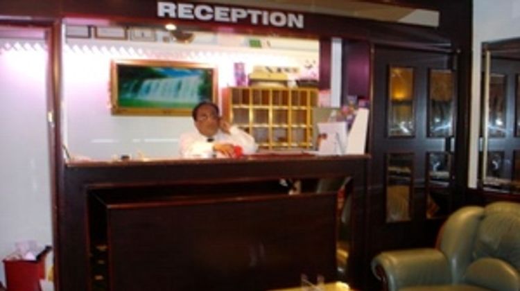 The Gatwick White House Hotel Lobby