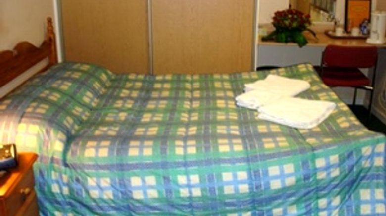 <b>The Gatwick White House Hotel Room</b>