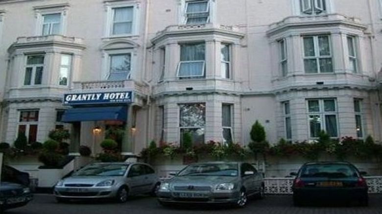 <b>OYO Grantly Hotel Exterior</b>