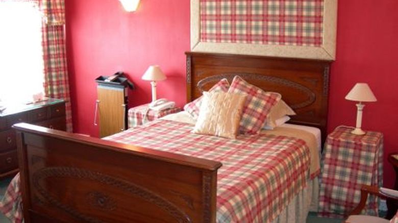 Meryan House Hotel Room