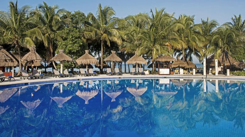 <b>Iberostar Waves Cozumel Pool</b>