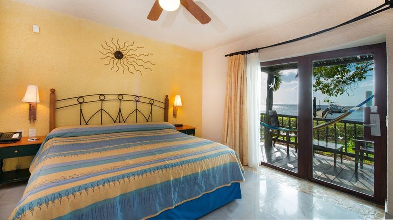 <b>Iberostar Waves Cozumel Room</b>