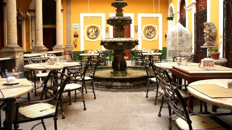 <b>Hotel San Francisco Plaza Restaurant</b>
