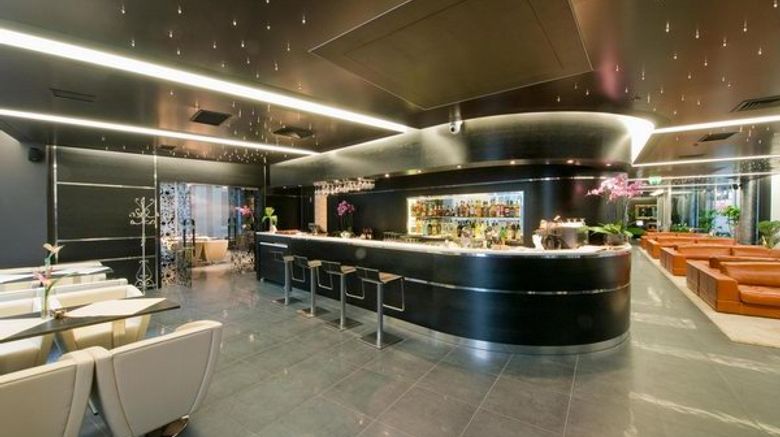 <b>Royal Square Hotel & Suites Lobby</b>