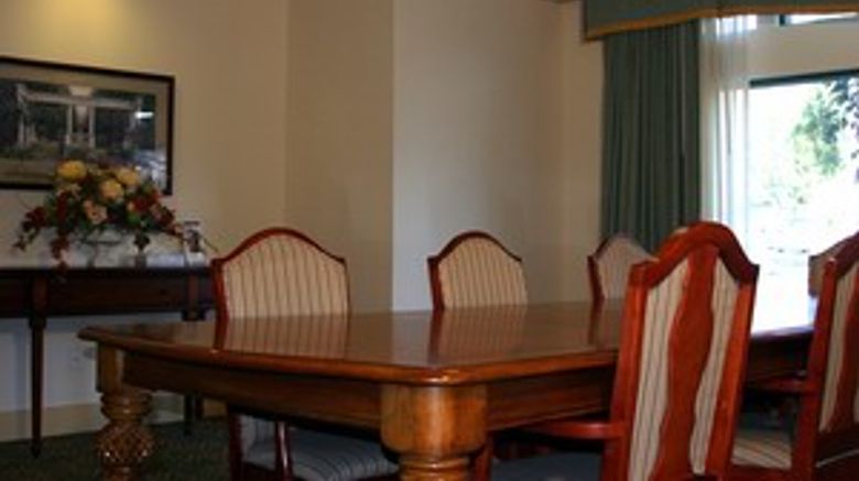 <b>Mediterranean Inn Meeting</b>