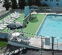 Hyannis Holiday Motel Pool