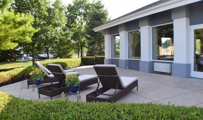 Baymont by Wyndham Maumee Toledo Exterior