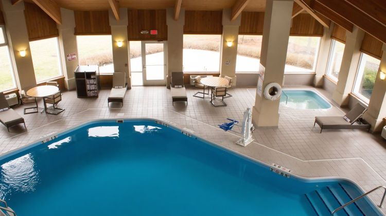 Baymont by Wyndham Maumee Toledo Pool