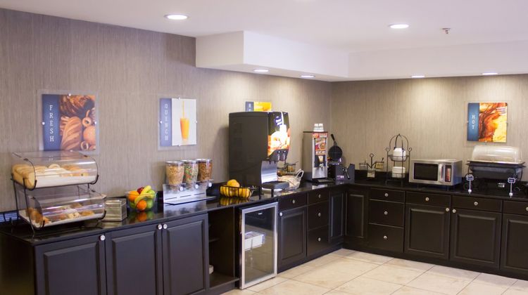 Baymont by Wyndham Maumee Toledo Restaurant