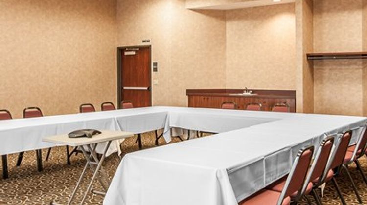 Comfort Suites Airport Meeting