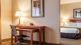 <b>Comfort Suites Airport Suite</b>
