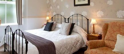 Fir Trees Guest House Room