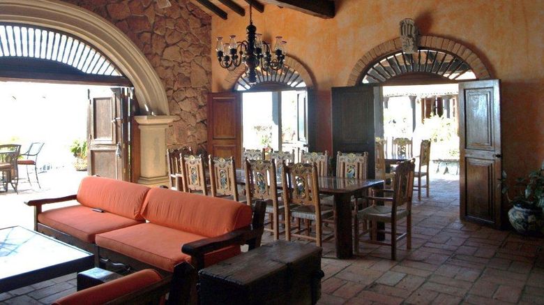<b>A la playa Villa Celeste Lobby</b>