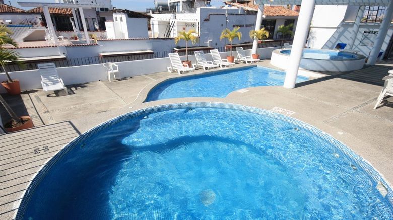 <b>Encino Hotel Puerto Vallarta Pool</b>
