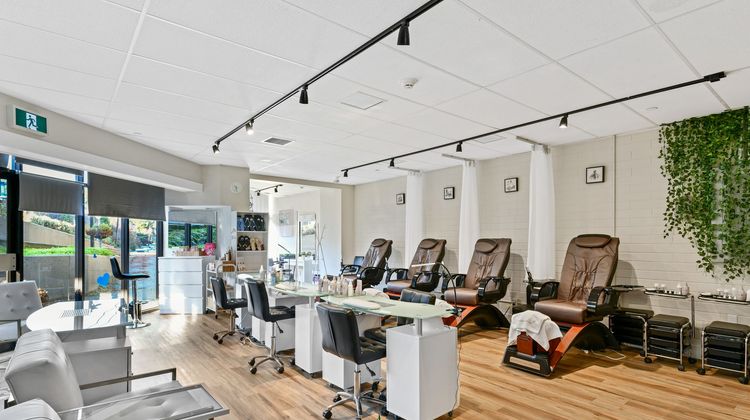 Oceanfront Suites at Cowichan Bay Spa