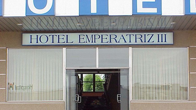 Hotel Emperatriz III Exterior