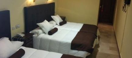 Hotel Emperatriz III Room
