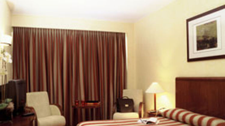 Altis Suites Room