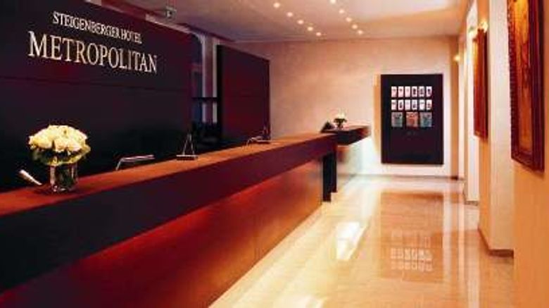 <b>Metropolitan Hotel by Flemings Lobby</b>
